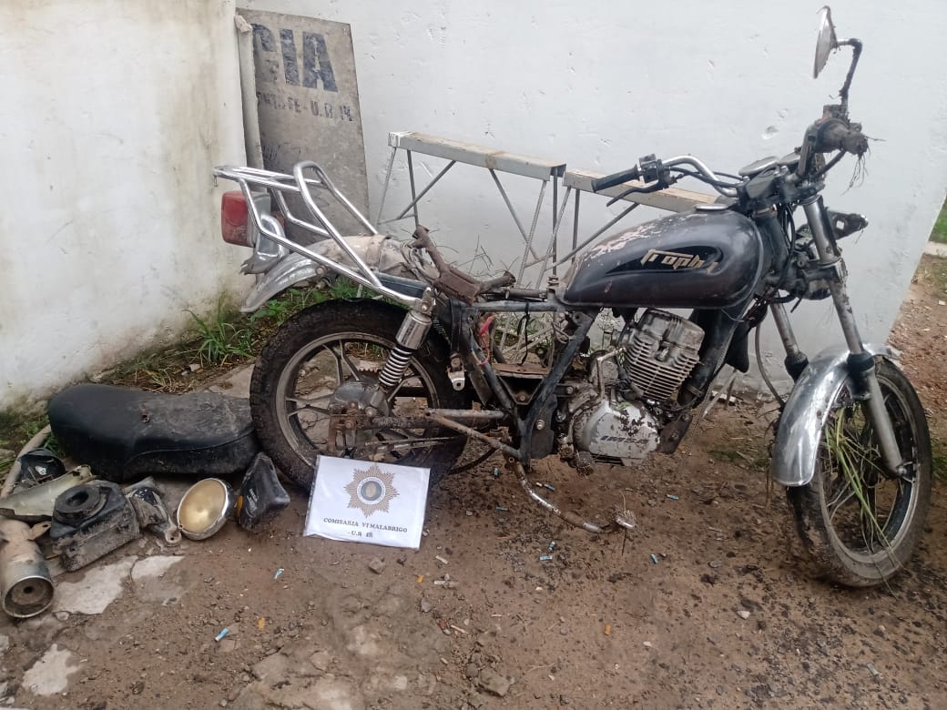 Tres menores robaron una moto en Malabrigo Reconquista .ar